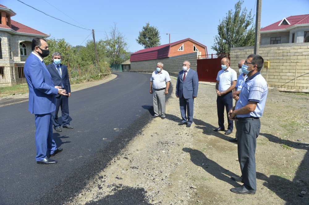 Lənkəranın İcra başçısı kəndlərdə asfatlanma işləri ilə tanış olub - FOTO